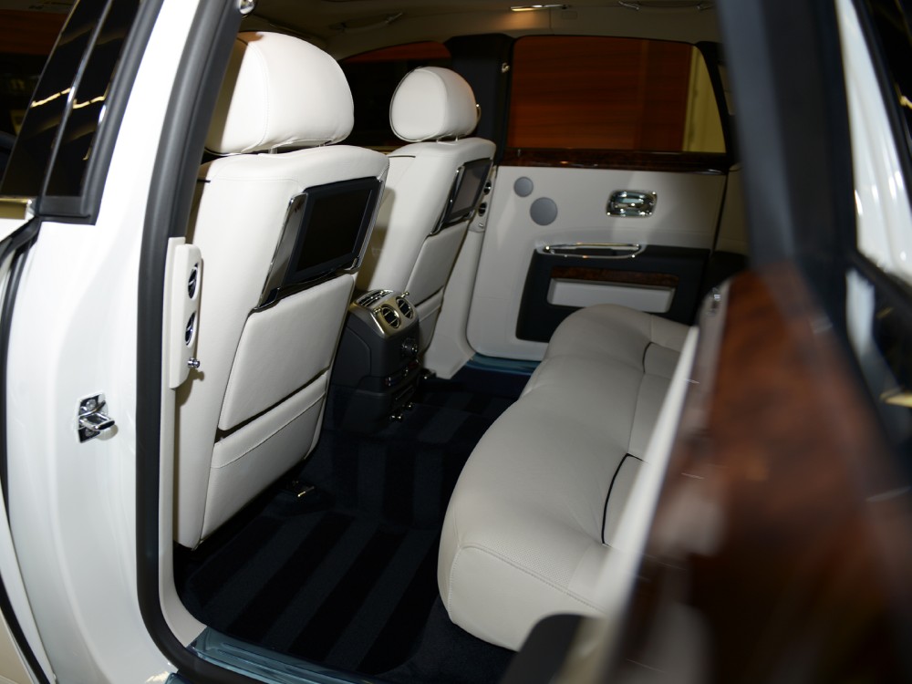 2013 Rolls-Royce Ghost Image 15