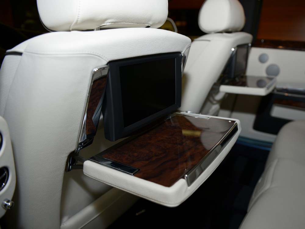 2013 Rolls-Royce Ghost Image 16