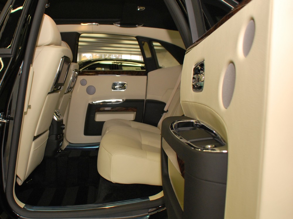 2013 Rolls-Royce Ghost Image 15