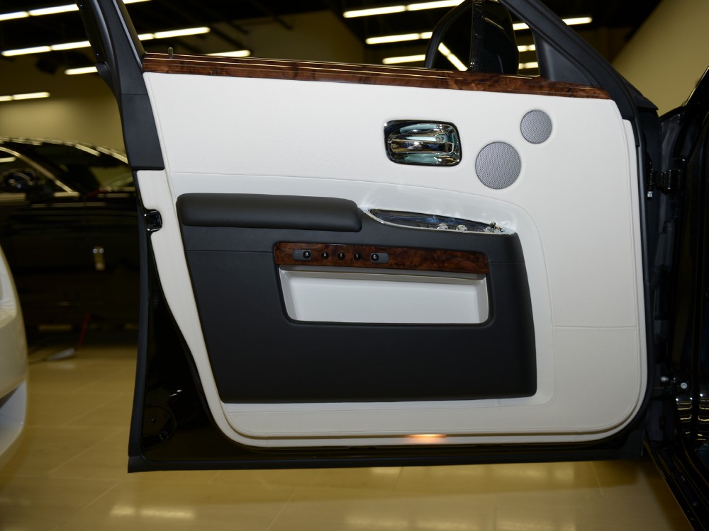 2013 Rolls-Royce Ghost Image 18