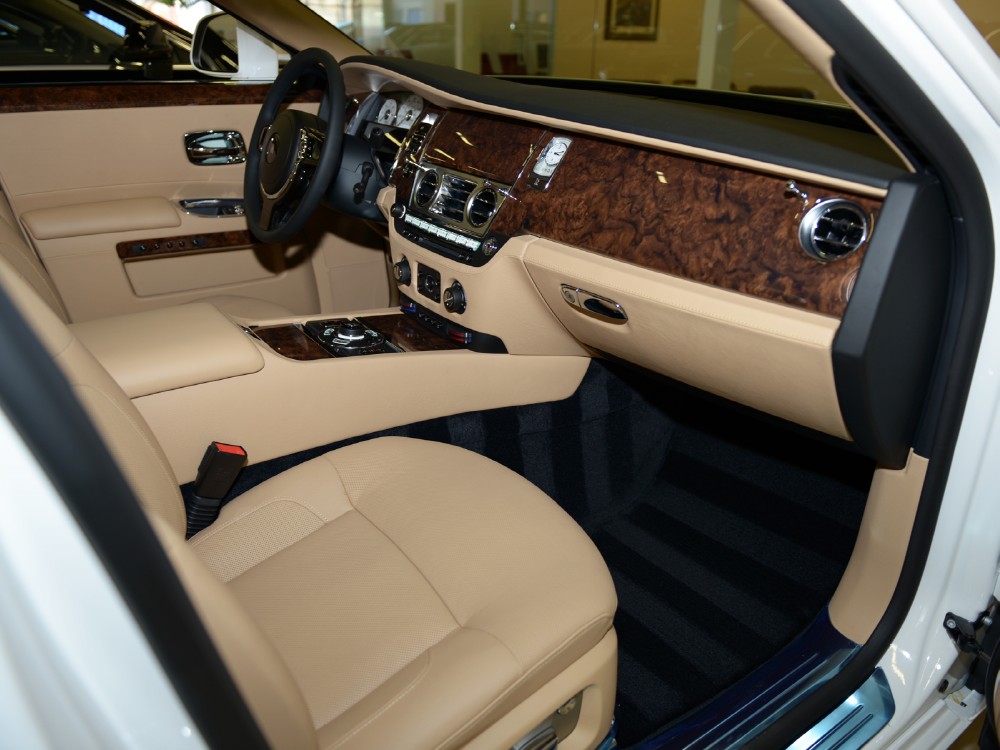 2013 Rolls-Royce Ghost Image 11