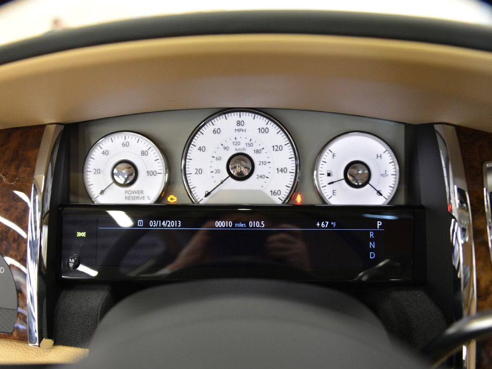 2013 Rolls-Royce Ghost Image 9