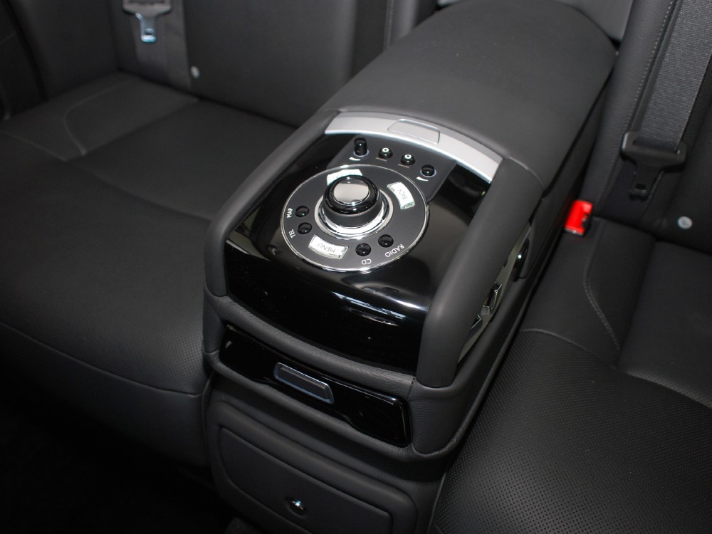 2013 Rolls-Royce Ghost EWB Image 16