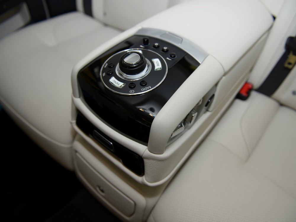 2013 Rolls-Royce Ghost EWB Image 15