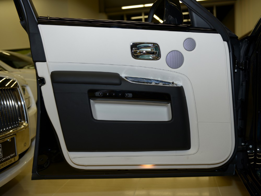 2013 Rolls-Royce Ghost EWB Image 18