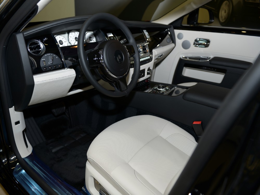 2013 Rolls-Royce Ghost EWB Image 3