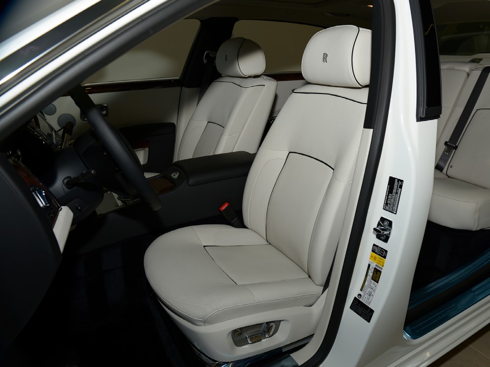2013 Rolls-Royce Ghost EWB Image 10