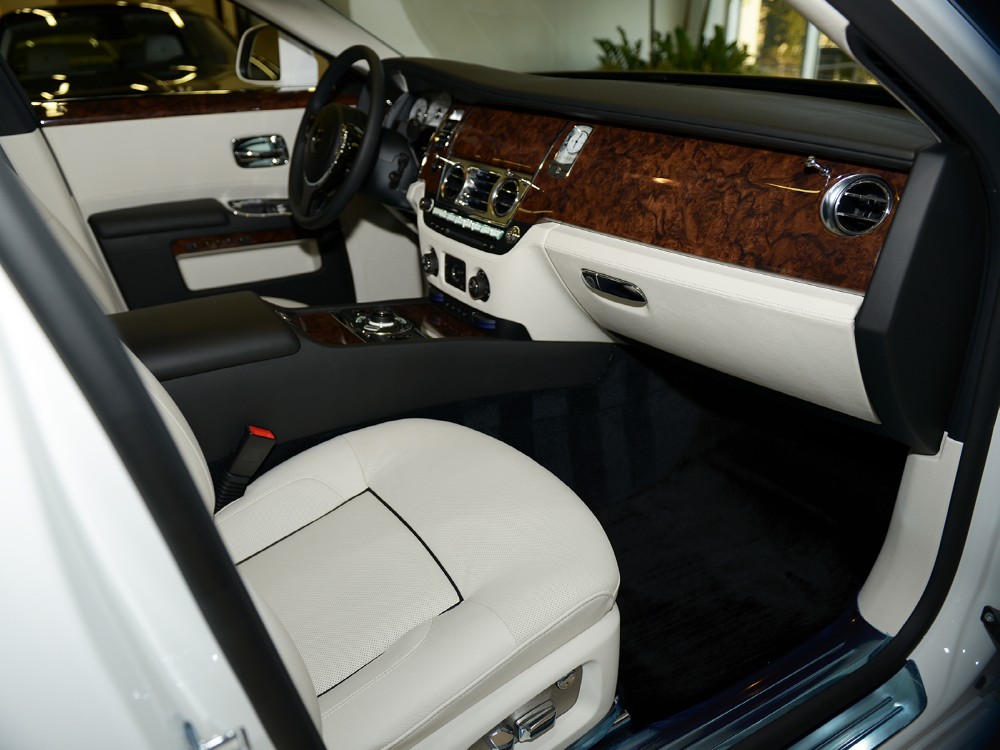 2013 Rolls-Royce Ghost EWB Image 11