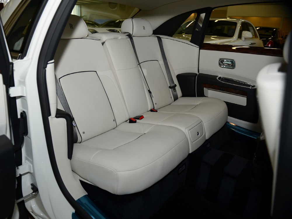 2013 Rolls-Royce Ghost EWB Image 16