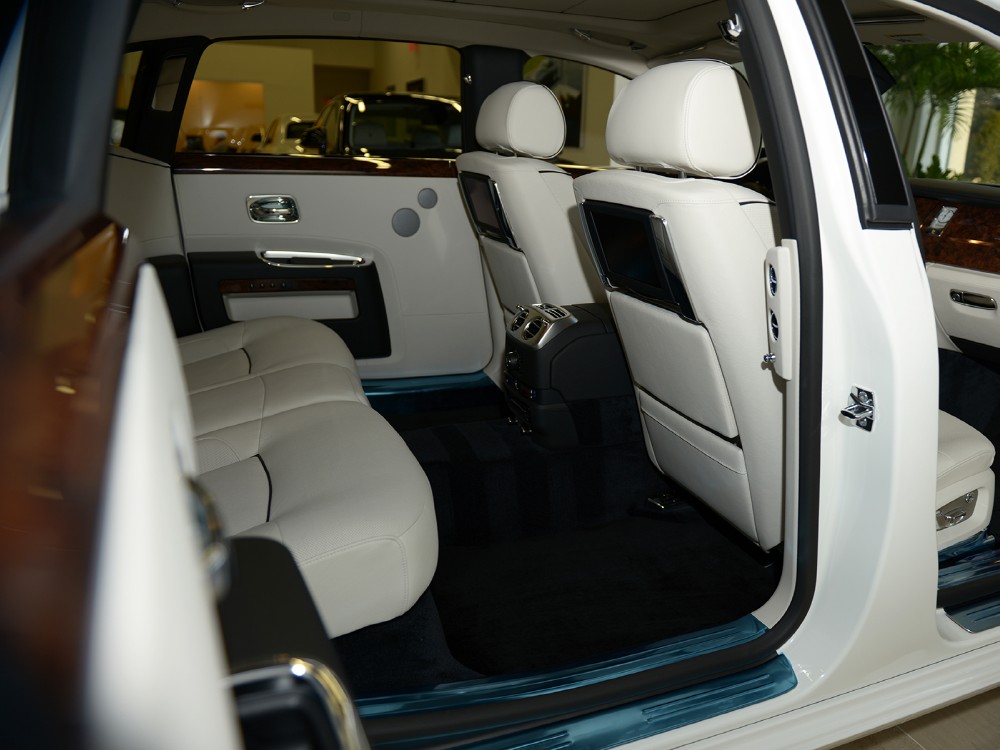 2013 Rolls-Royce Ghost EWB Image 17