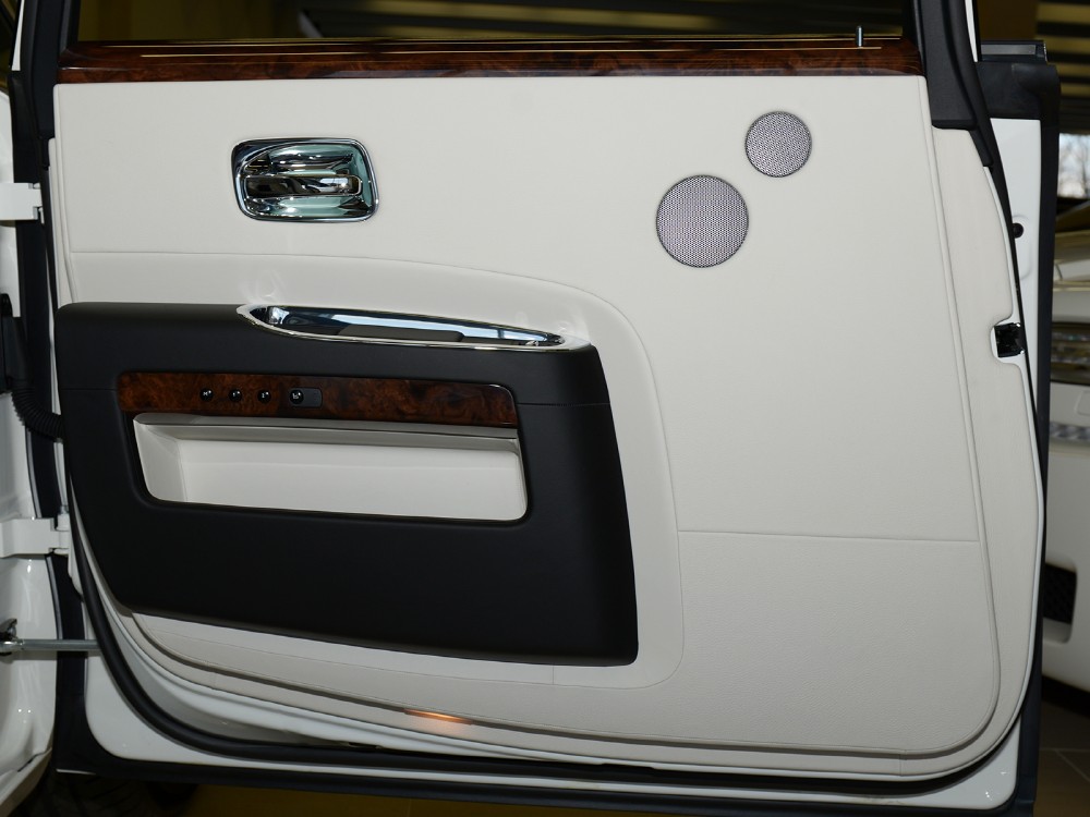 2013 Rolls-Royce Ghost EWB Image 19