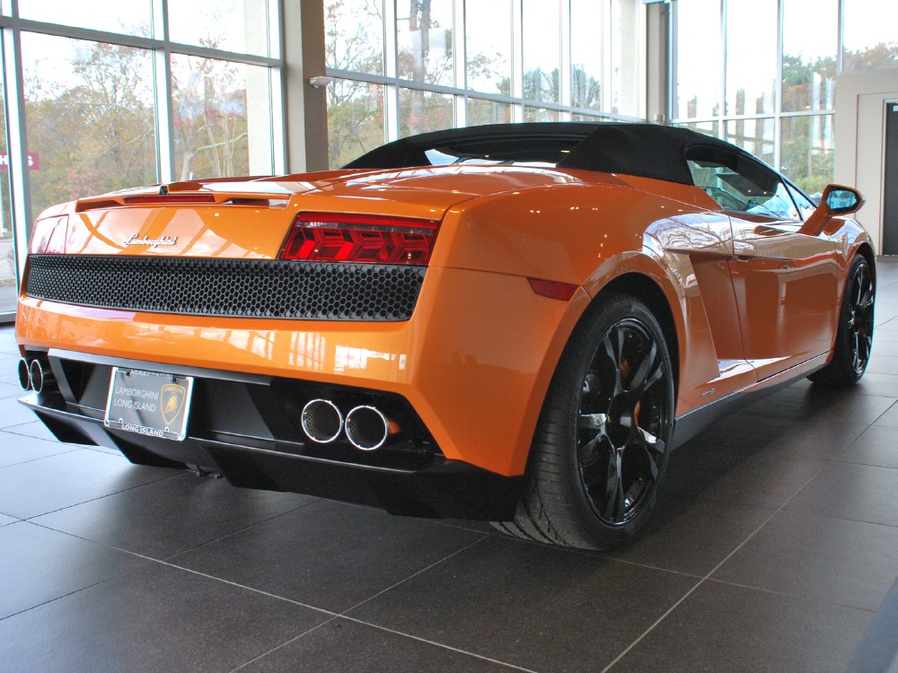 2013 Lamborghini Gallardo Image 16