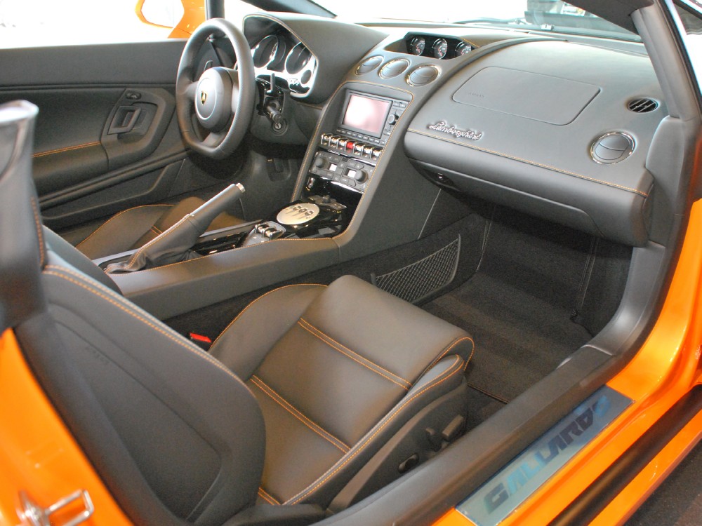 2013 Lamborghini Gallardo Image 22