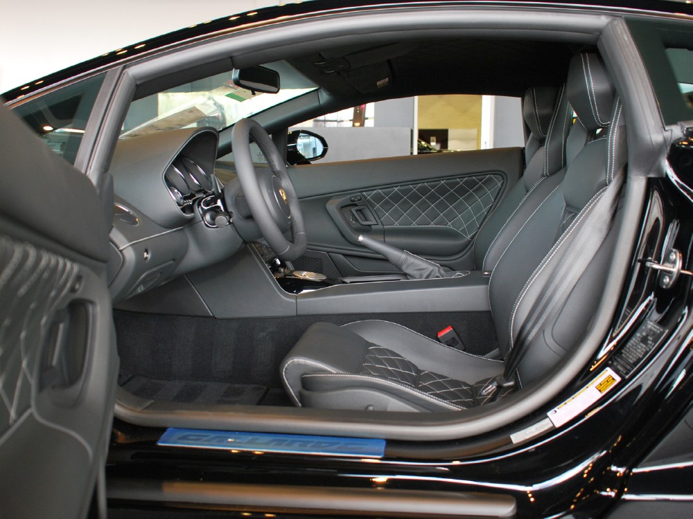 2013 Lamborghini Gallardo Image 11
