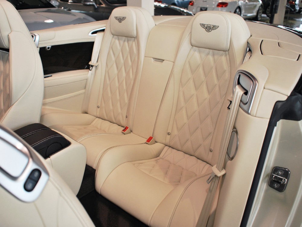 2013 Bentley Continental GT Convertible Image 20