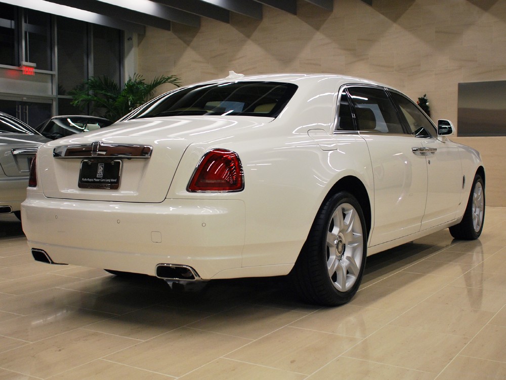 2012 Rolls-Royce Ghost EWB Image 2