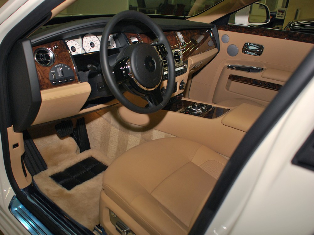 2012 Rolls-Royce Ghost EWB Image 3