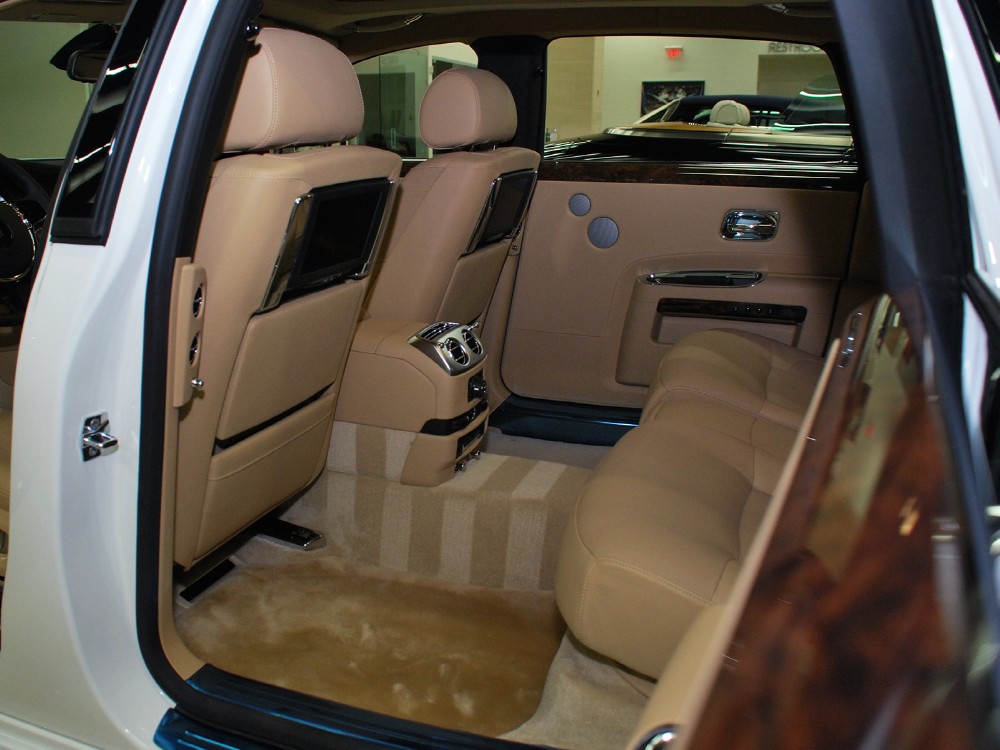 2012 Rolls-Royce Ghost EWB Image 9
