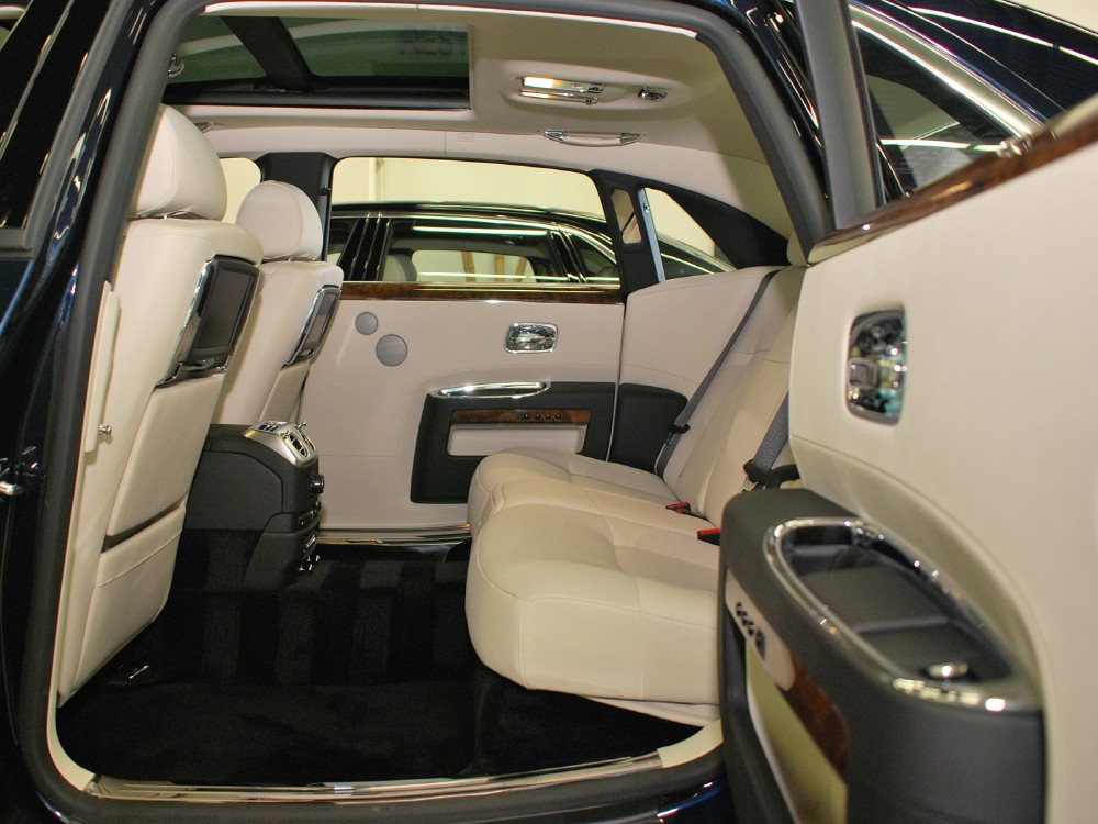 2012 Rolls-Royce Ghost EWB Image 10