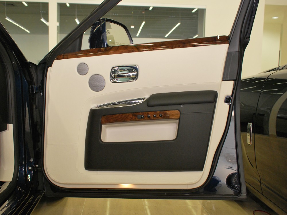 2012 Rolls-Royce Ghost EWB Image 19