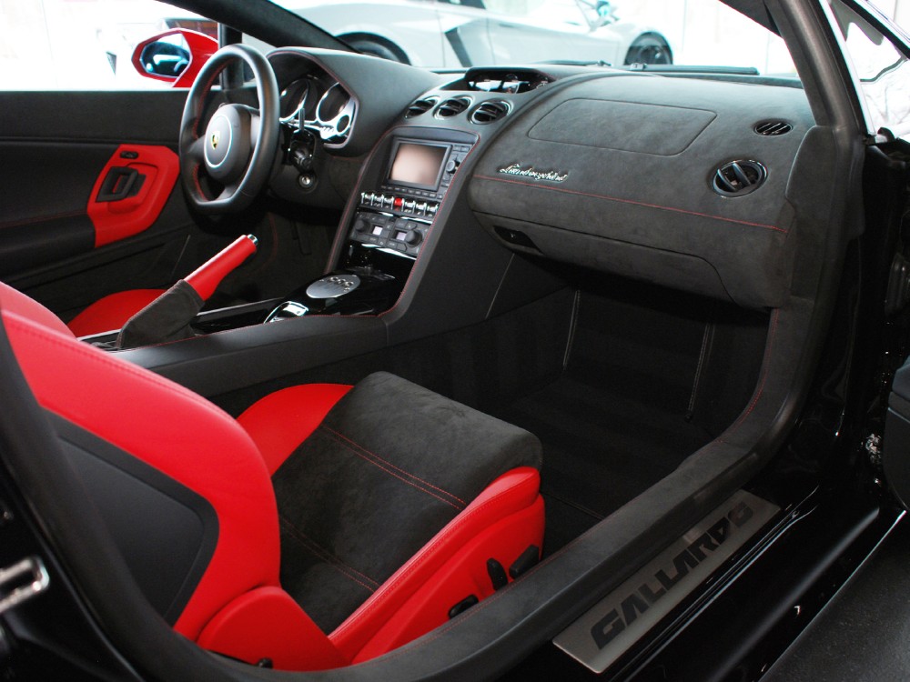 2012 Lamborghini Gallardo Image 12