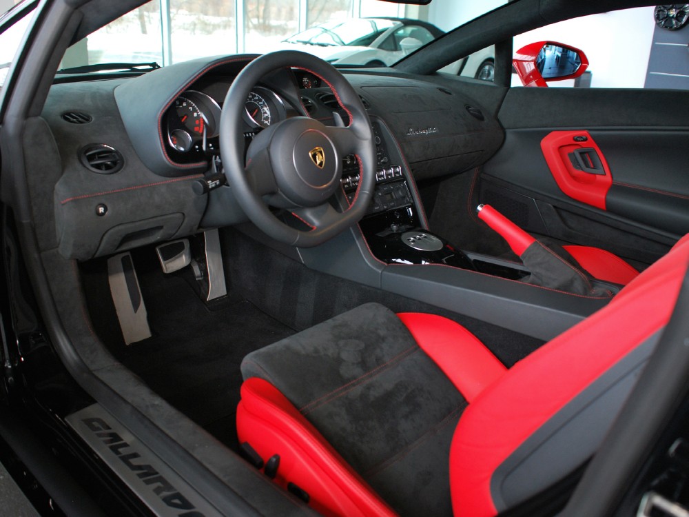 2012 Lamborghini Gallardo Image 3