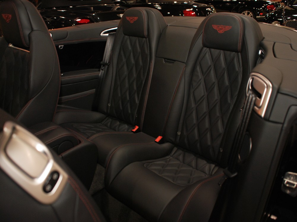 2013 Bentley Continental GT Convertible Image 17