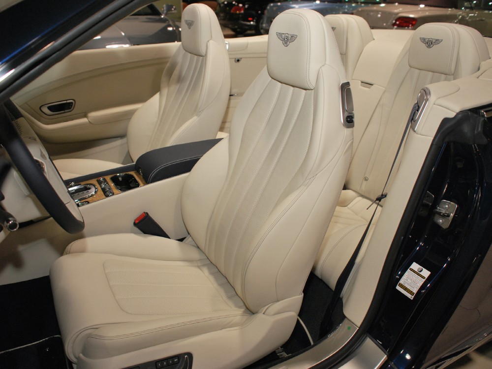2013 Bentley Continental GT V8 Convertible Image 16