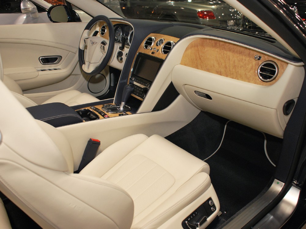 2013 Bentley Continental GT V8 Convertible Image 18