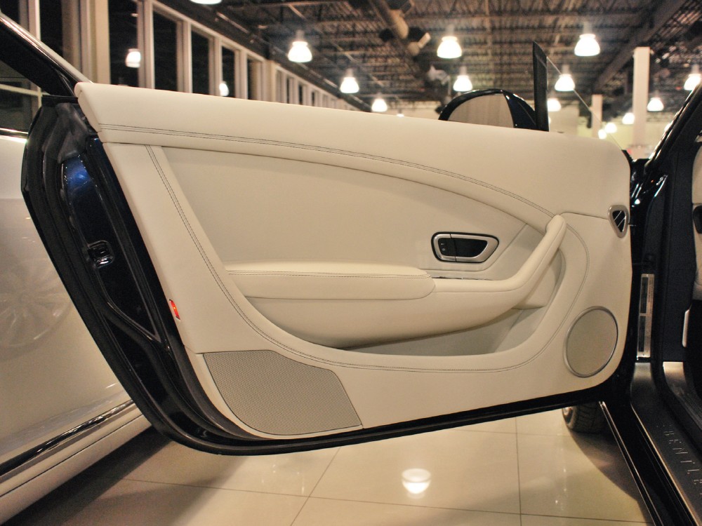 2013 Bentley Continental GT V8 Convertible Image 19