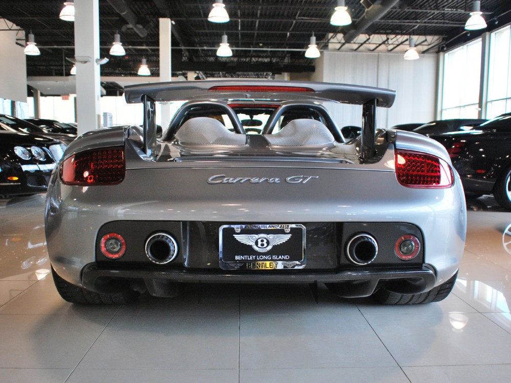2005 Porsche Carrera GT Image 8