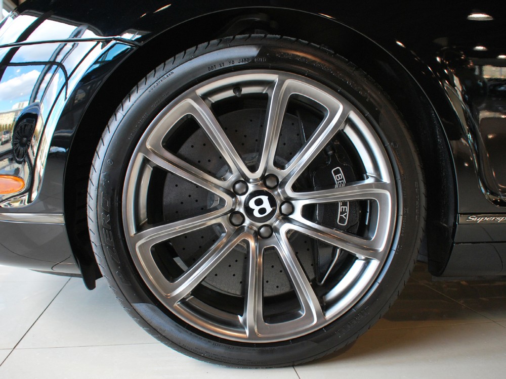 2013 Bentley Continental Supersports Convertible Image 4