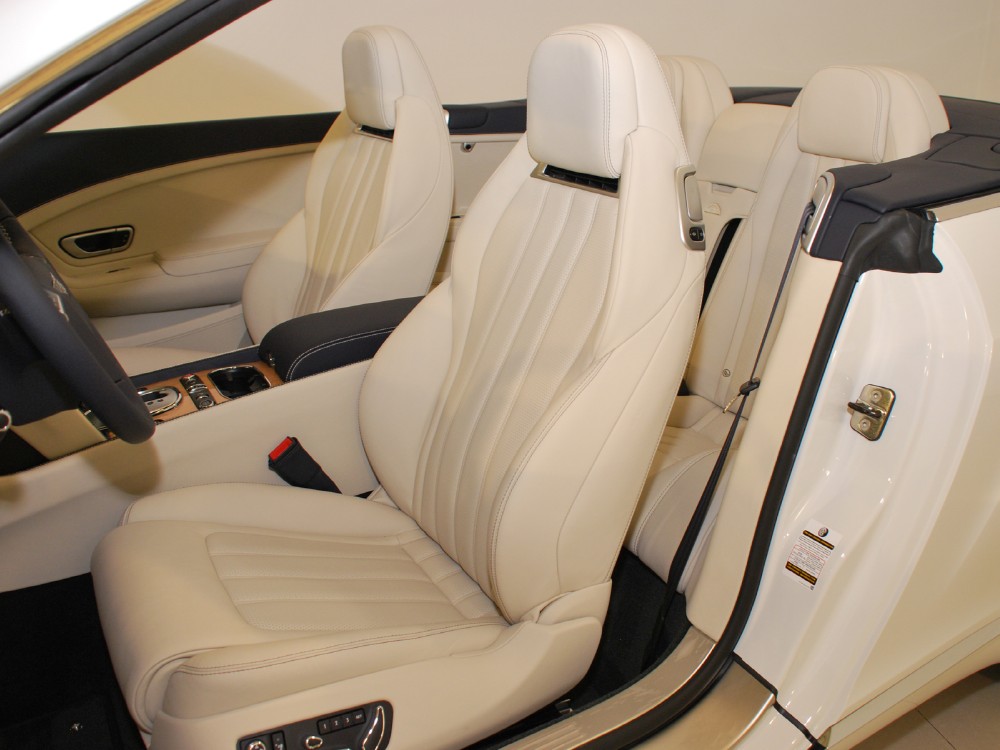 2013 Bentley Continental GT V8 Convertible Image 15