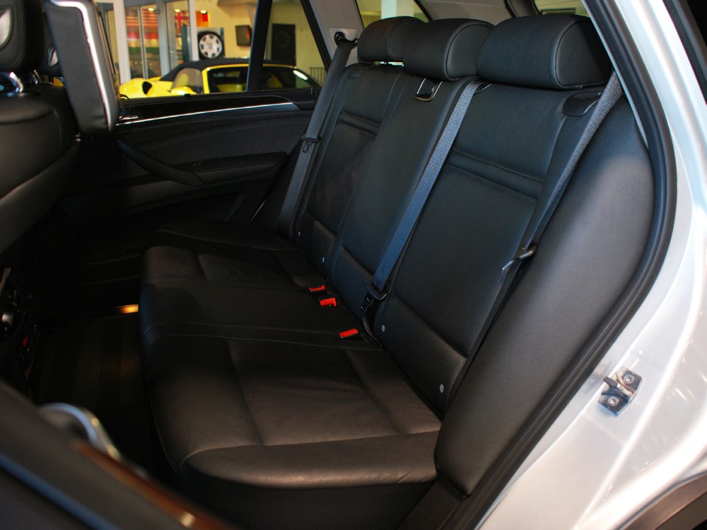 2011 BMW X5 Image 12