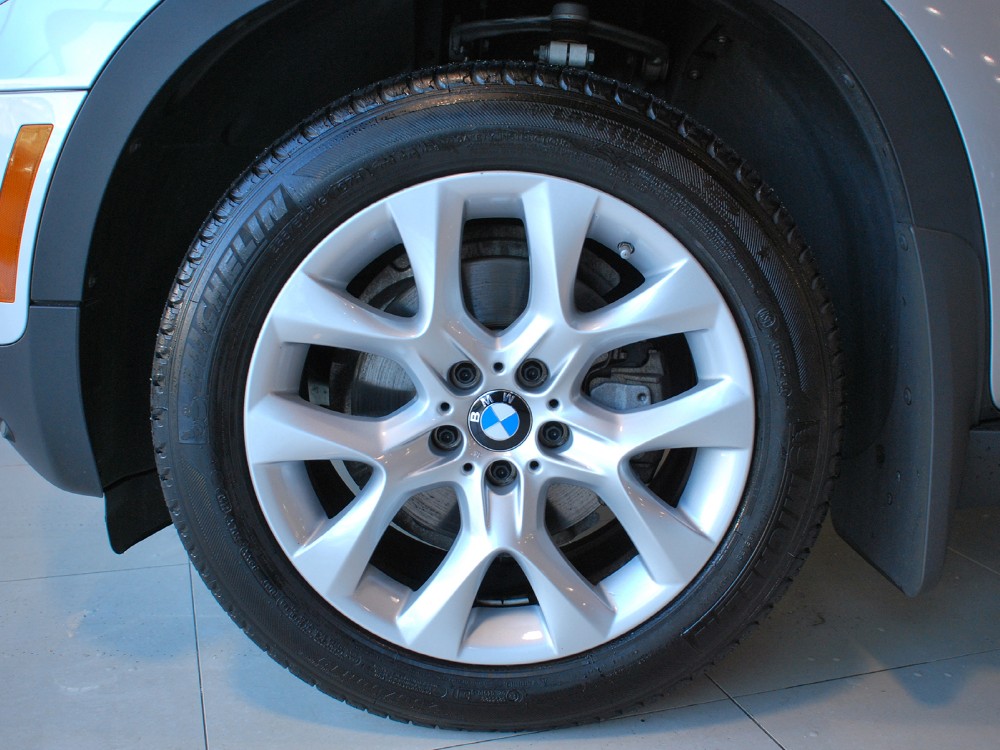 2011 BMW X5 Image 4