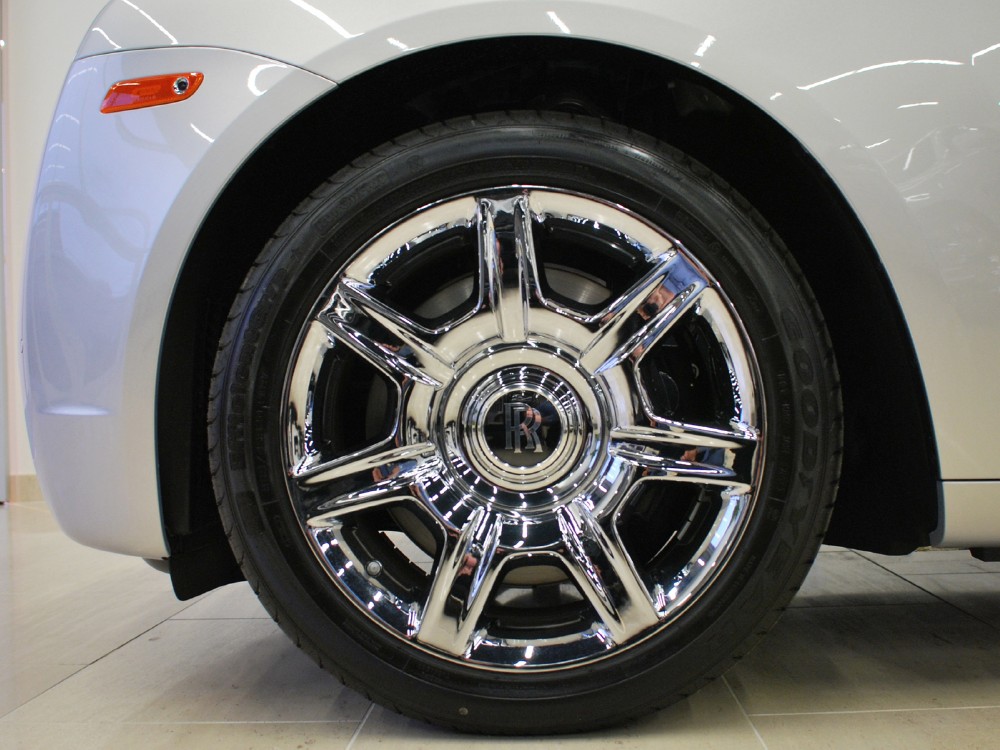 2013 Rolls-Royce Ghost Image 4