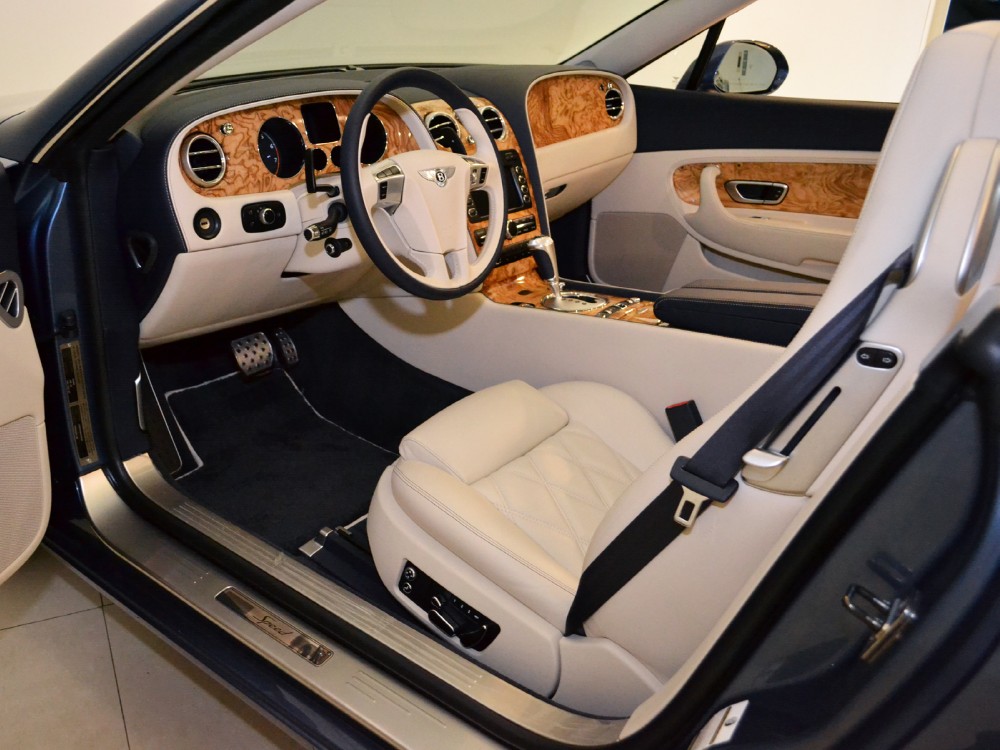 2010 Bentley Continental GT Speed Convertible Image 3