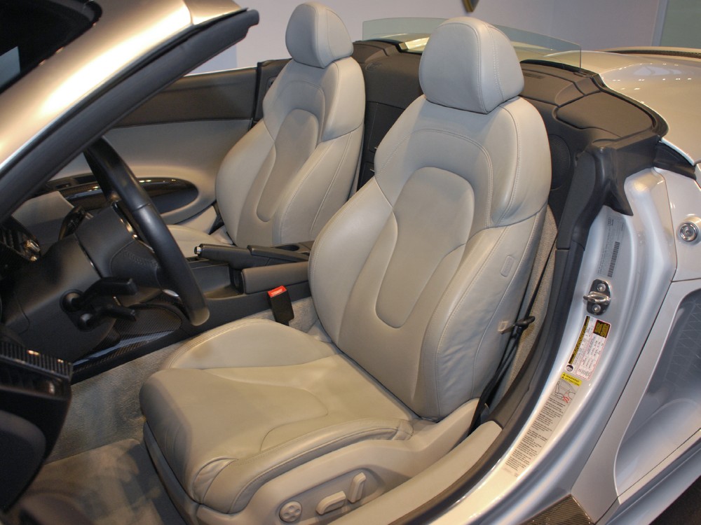 2011 Audi R8 Image 18