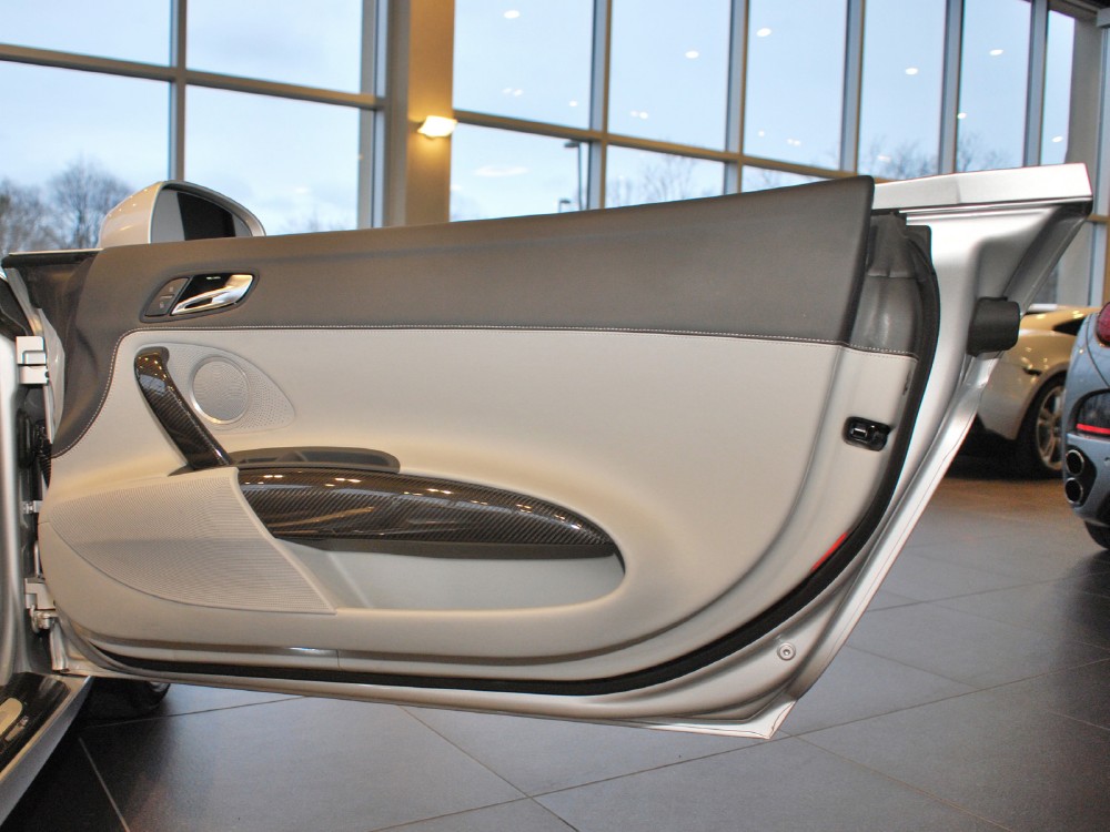 2011 Audi R8 Image 21
