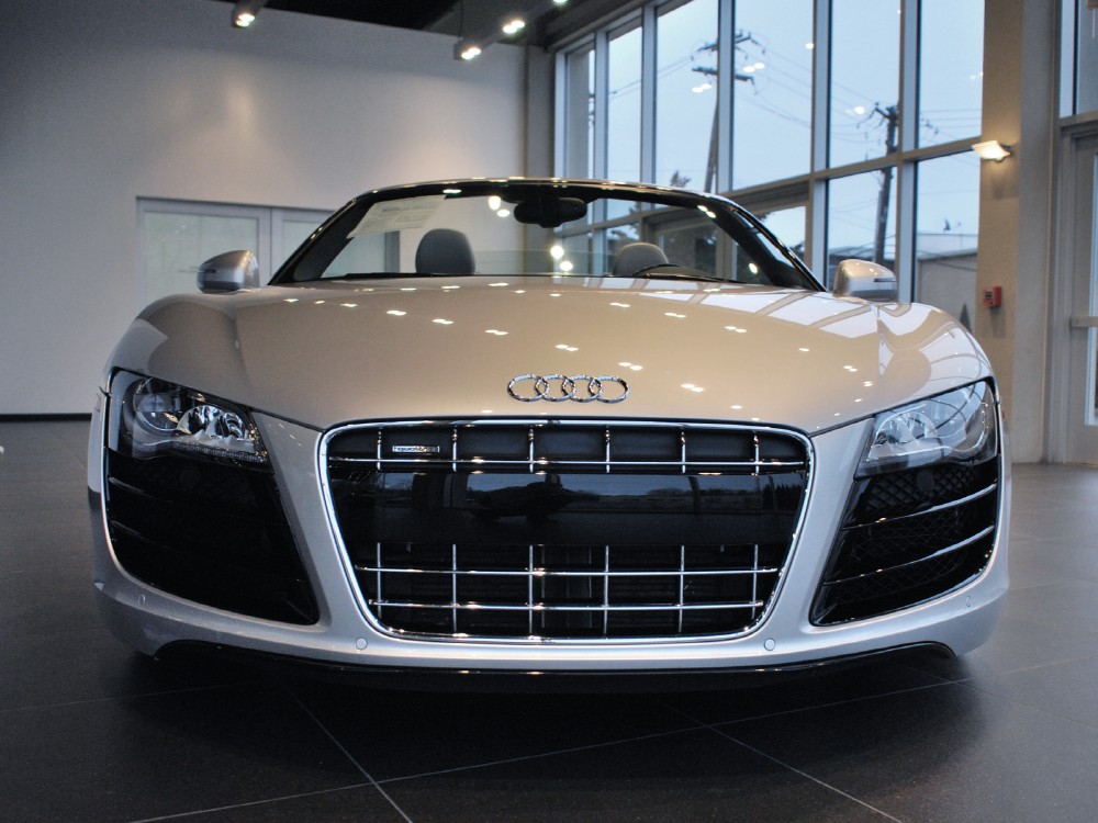 2011 Audi R8 Image 5