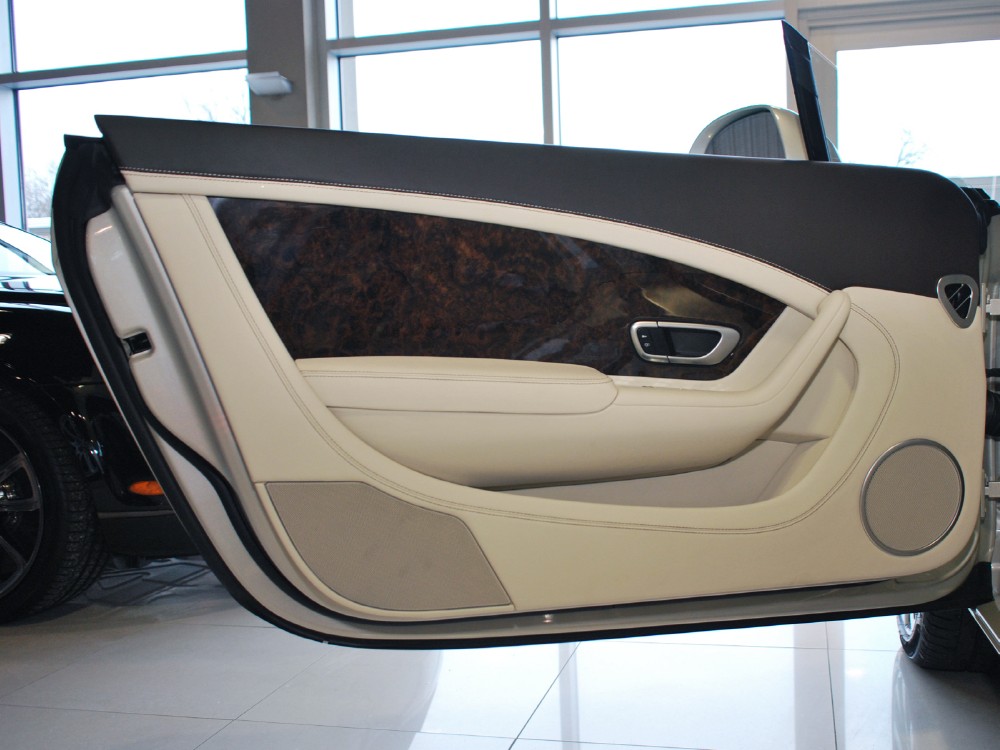 2013 Bentley Continental GT Convertible Image 19