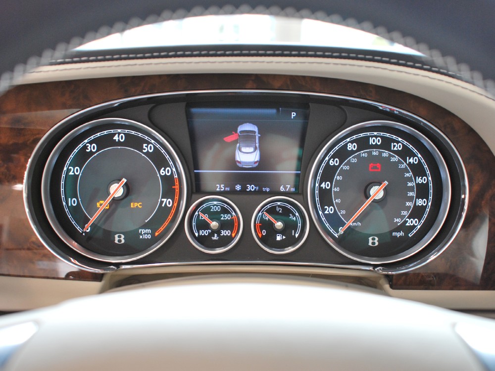 2013 Bentley Continental GT Convertible Image 17