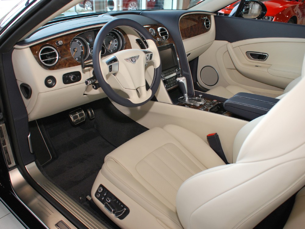 2013 Bentley Continental GT Convertible Image 3