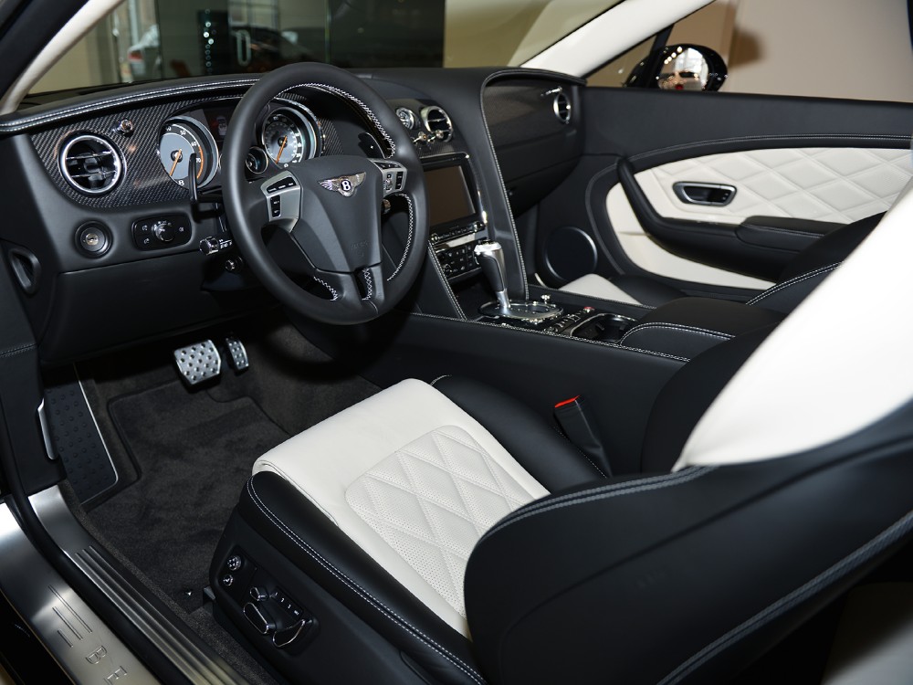 2013 Bentley Continental GT V8 Convertible Image 3