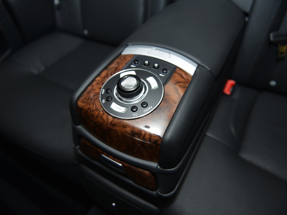 2013 Rolls-Royce Ghost Image 14