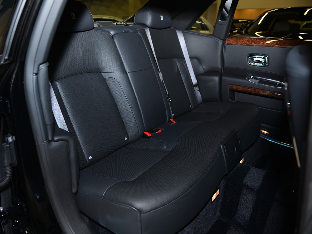2013 Rolls-Royce Ghost Image 15