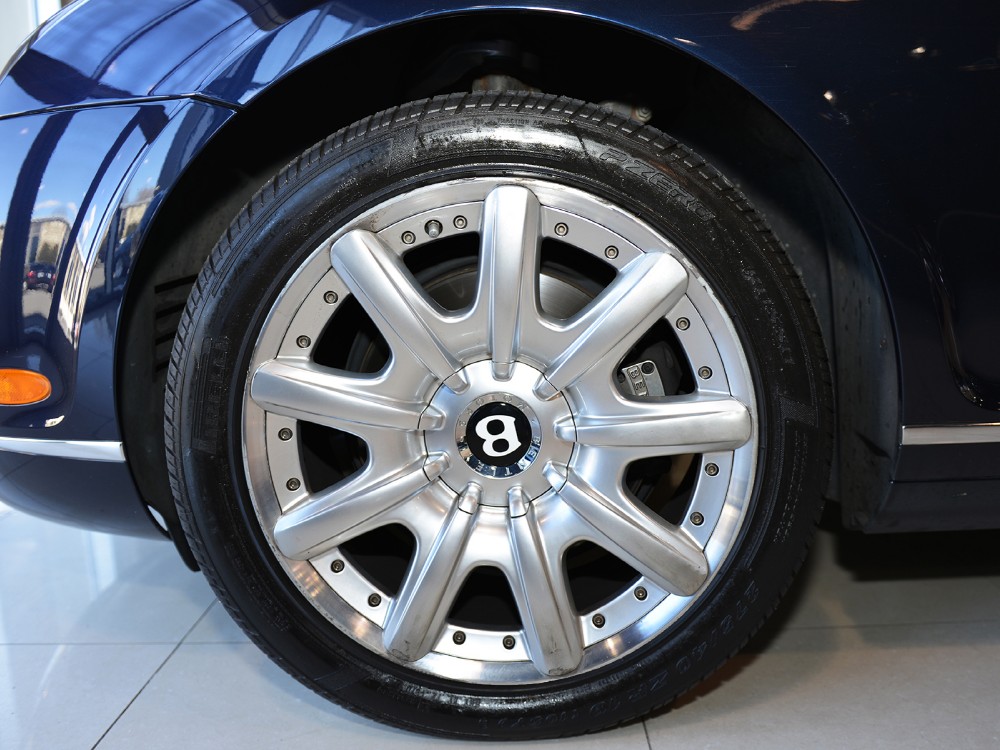 2004 Bentley Continental GT Image 4