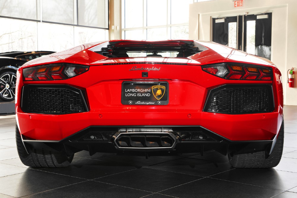 2013 Lamborghini Aventador Image 9