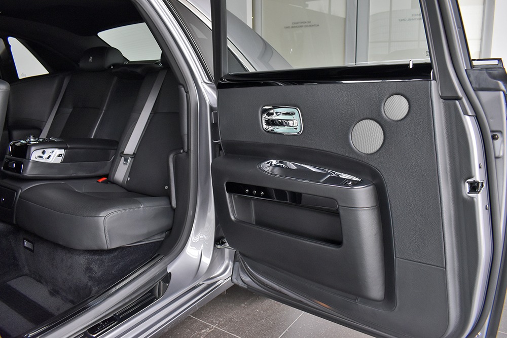 2013 Rolls-Royce Ghost Image 11