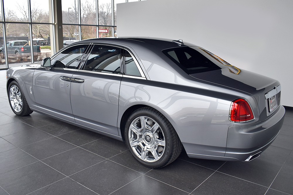 2013 Rolls-Royce Ghost Image 2